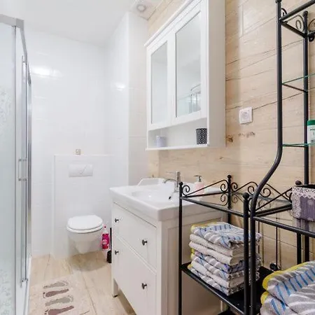 Kameja - Two Bedroom With Terrace And Sea View Crni Apartment Donji Okrug (Ciovo)